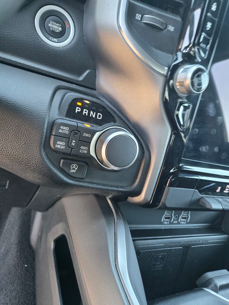 Thumbnail: 2025 RAM 1500 - 18