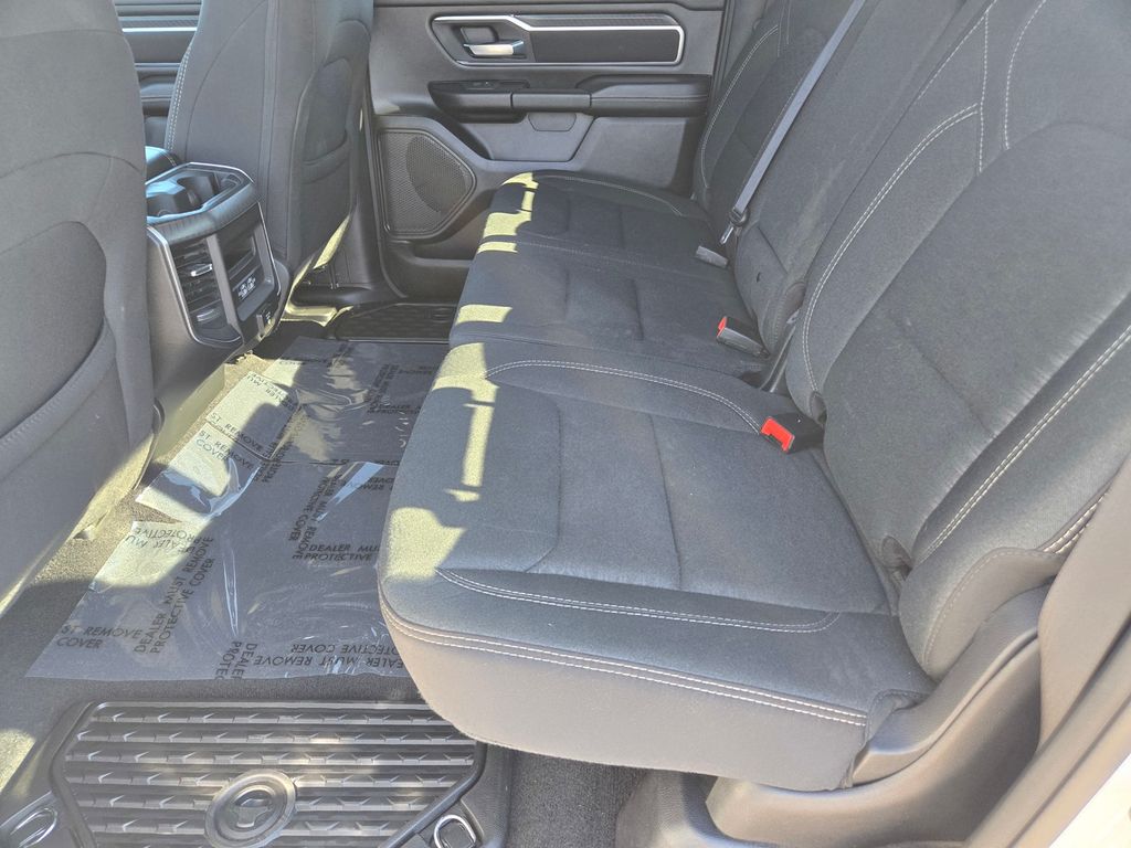 Thumbnail: 2025 RAM 1500 - 10