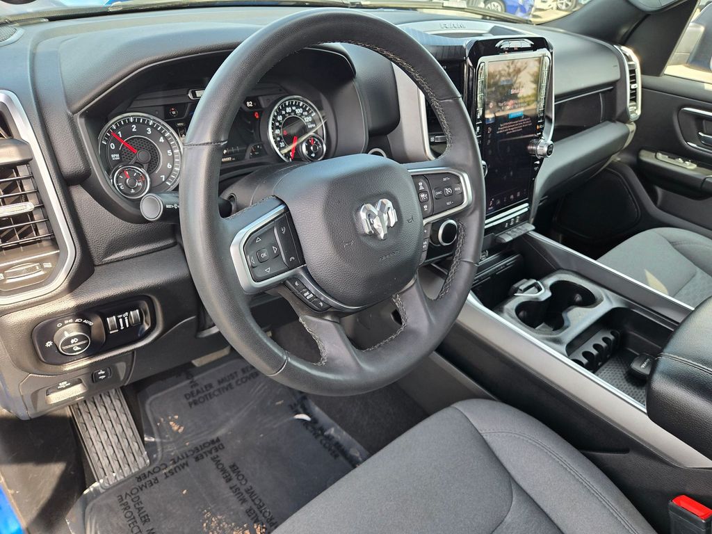 Thumbnail: 2025 RAM 1500 - 6