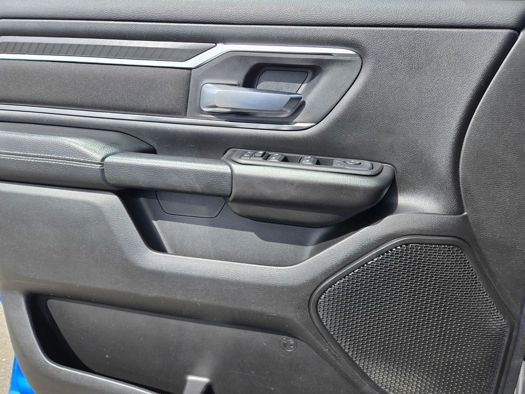 Thumbnail: 2025 RAM 1500 - 20