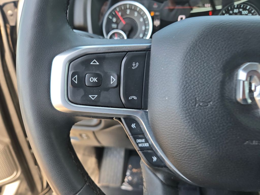 Thumbnail: 2025 RAM 1500 - 22