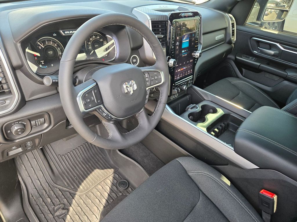 Thumbnail: 2026 RAM 1500 - 7
