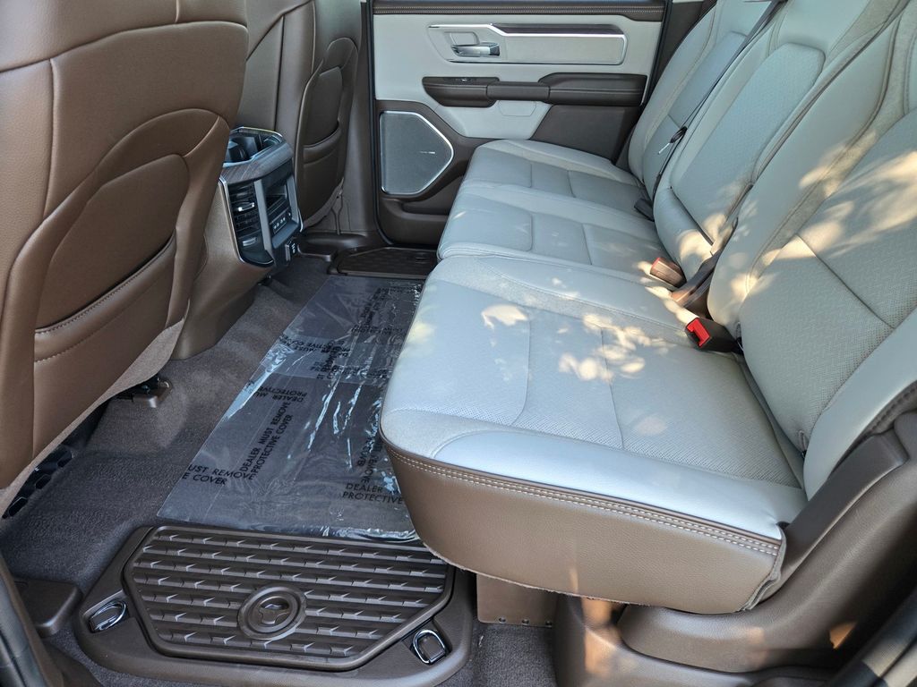 Thumbnail: 2026 RAM 1500 - 10