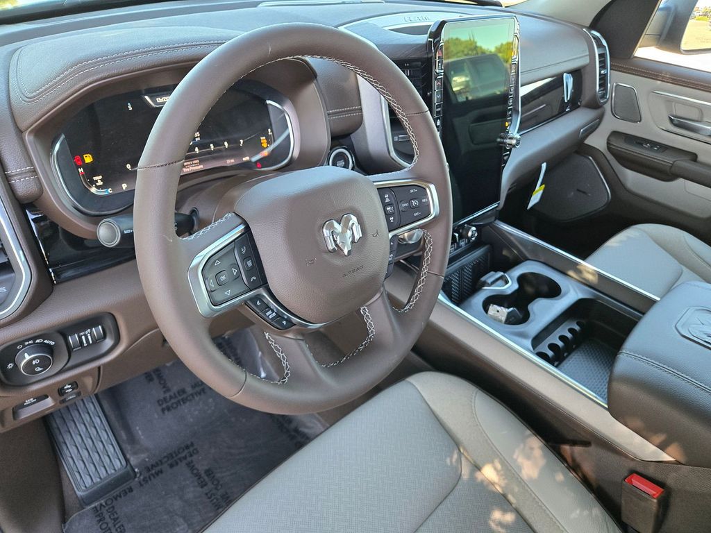 Thumbnail: 2026 RAM 1500 - 7