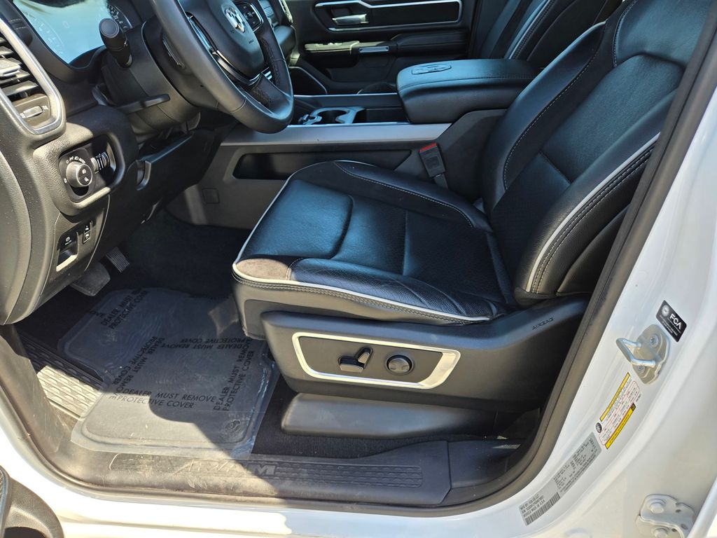Thumbnail: 2025 RAM 1500 - 19