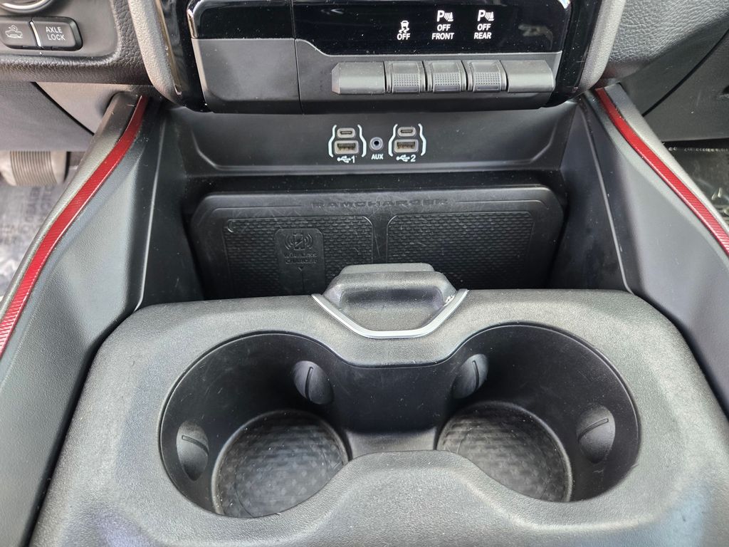 Thumbnail: 2025 RAM 1500 - 14