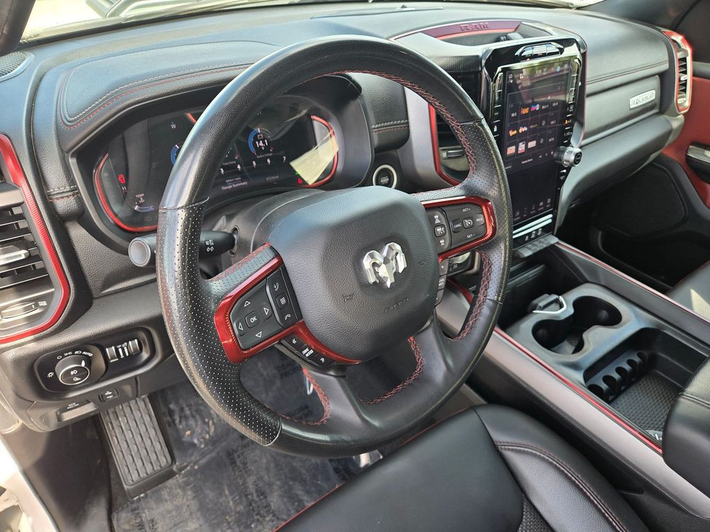 Thumbnail: 2025 RAM 1500 - 6