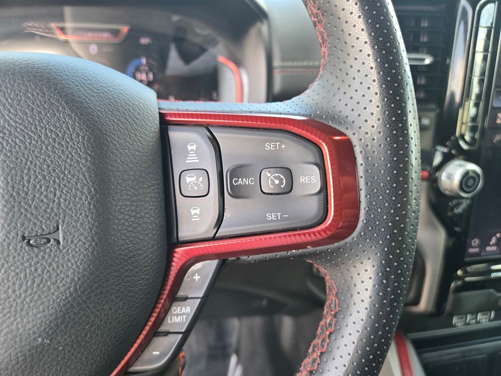 Thumbnail: 2025 RAM 1500 - 21