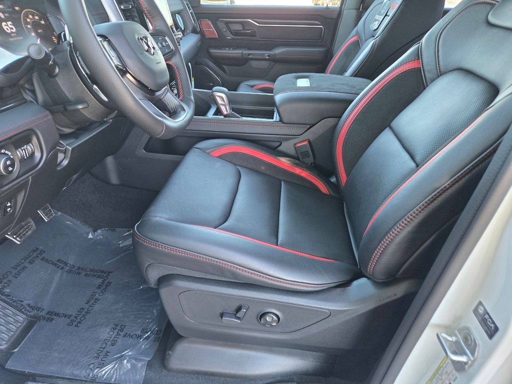 Thumbnail: 2026 RAM 1500 - 8