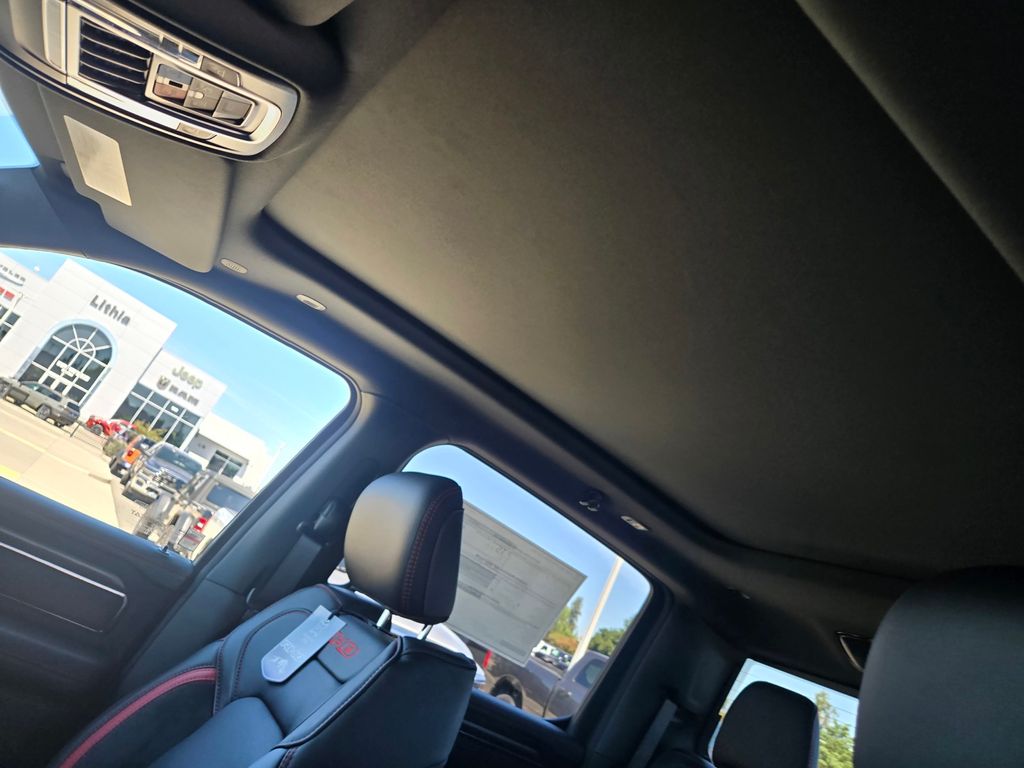 Thumbnail: 2026 RAM 1500 - 18