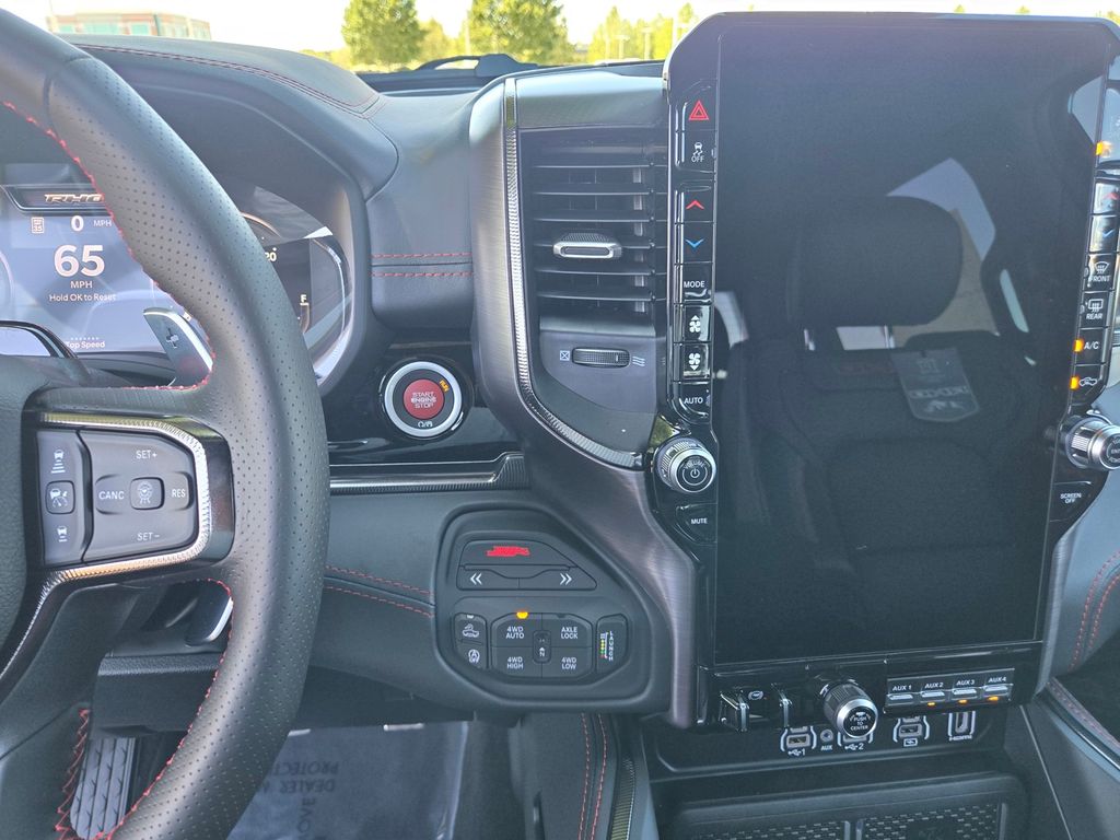 Thumbnail: 2026 RAM 1500 - 17