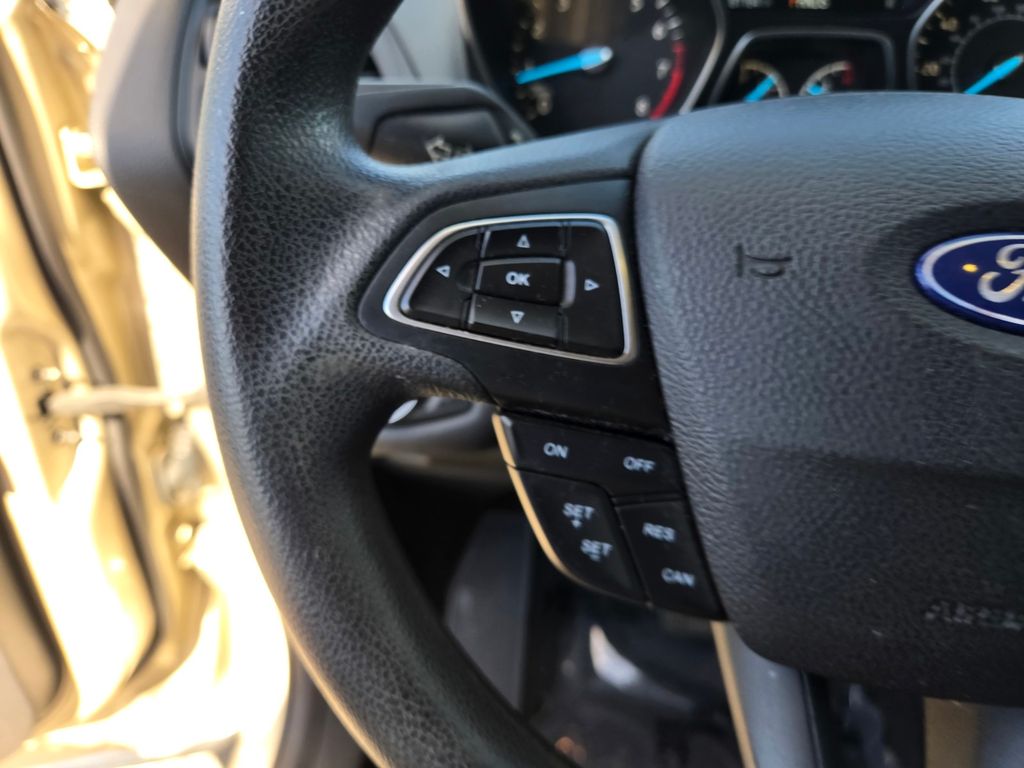 Thumbnail: 2017 Ford Escape - 22