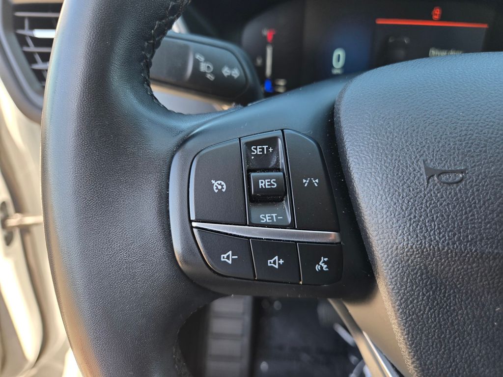 Thumbnail: 2024 Ford Escape - 22