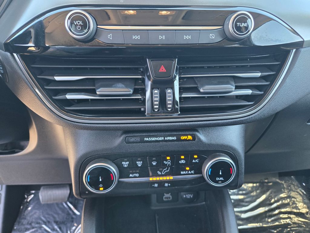 Thumbnail: 2024 Ford Escape - 18