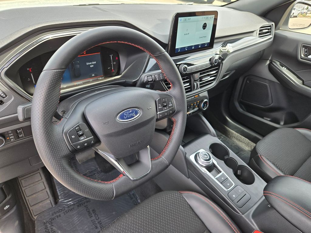 Thumbnail: 2025 Ford Escape - 7