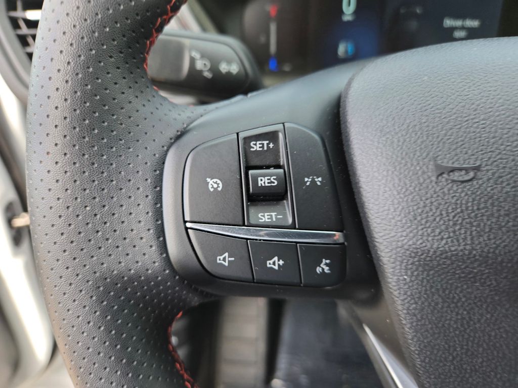 Thumbnail: 2025 Ford Escape - 22