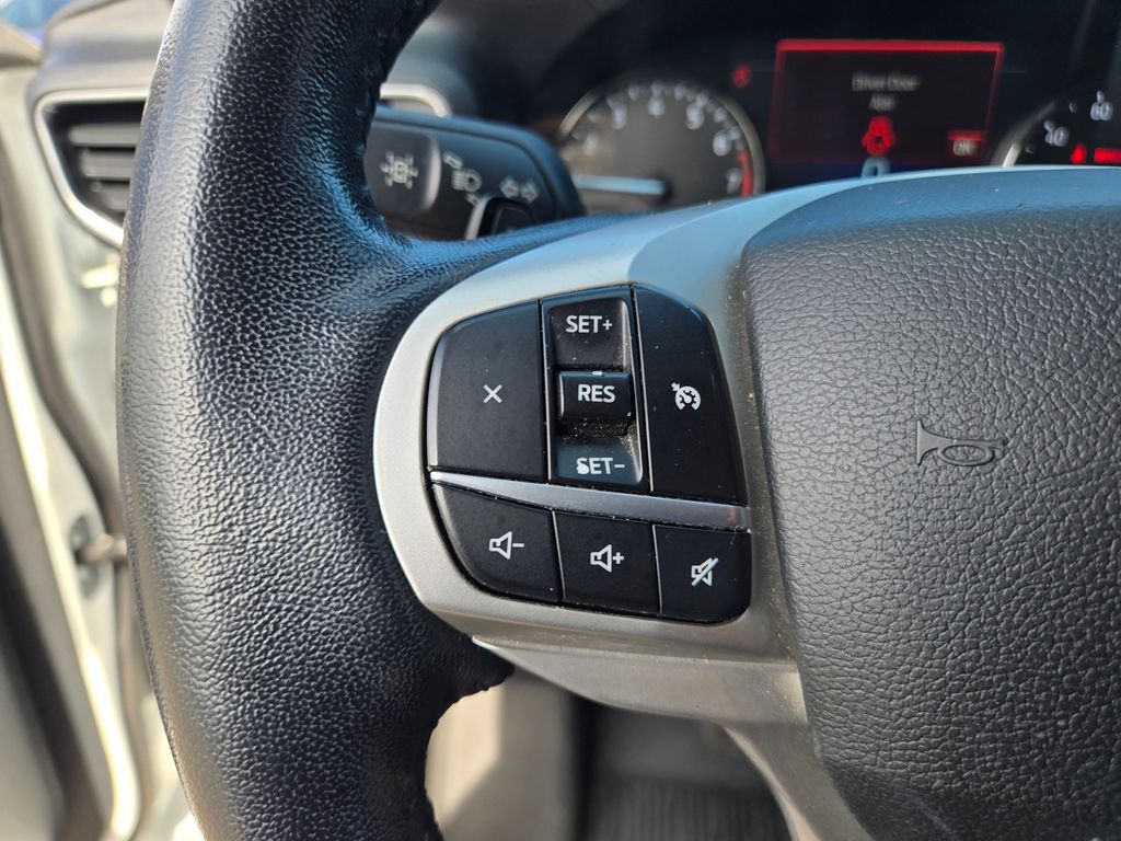Thumbnail: 2020 Ford Explorer - 22