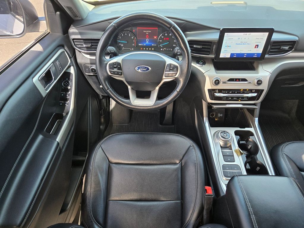 Thumbnail: 2020 Ford Explorer - 7