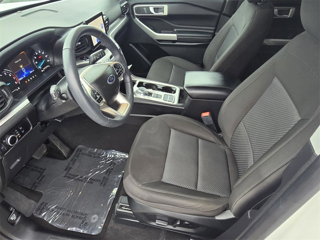Thumbnail: 2023 Ford Explorer - 8
