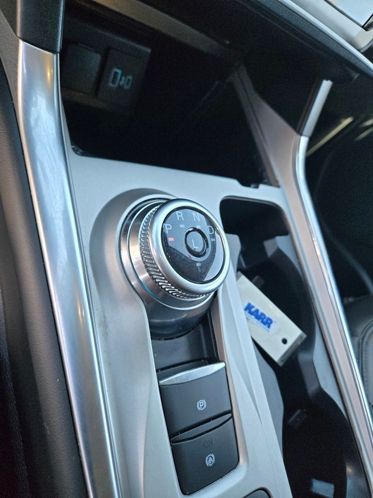 Thumbnail: 2023 Ford Explorer - 13