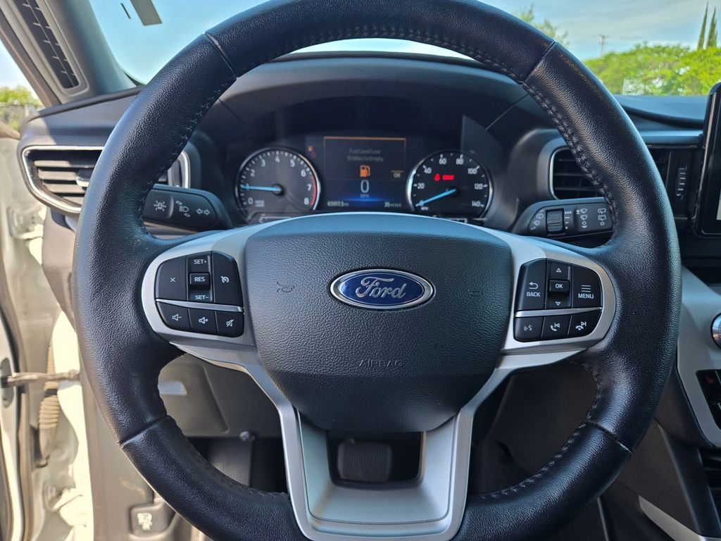 Thumbnail: 2023 Ford Explorer - 11