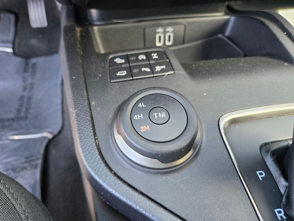 Thumbnail: 2019 Ford Ranger - 18