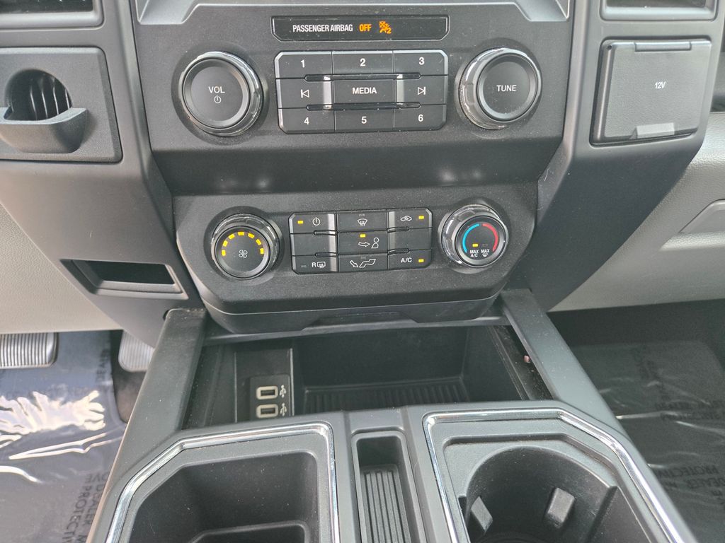 Thumbnail: 2020 Ford F-150 - 17