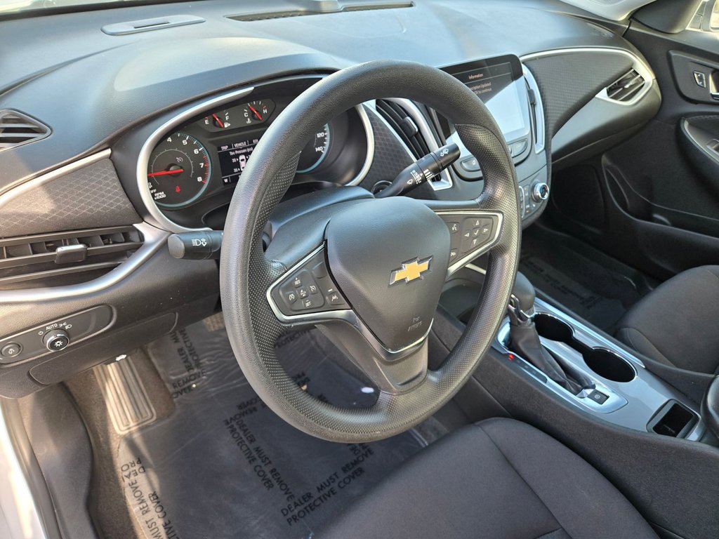 Thumbnail: 2024 Chevrolet Malibu - 7