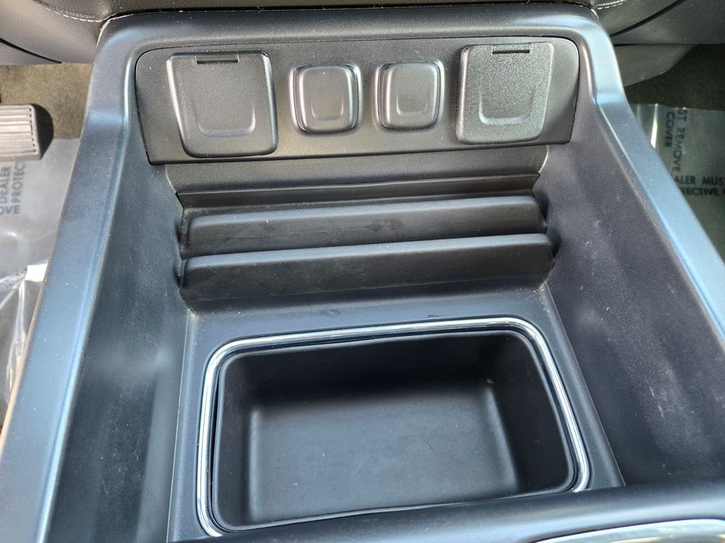Thumbnail: 2016 Chevrolet Silverado 2500 - 15