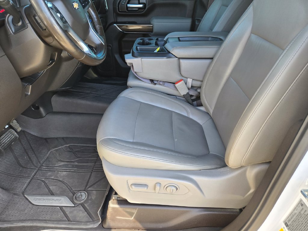 Thumbnail: 2020 Chevrolet Silverado 3500 - 8