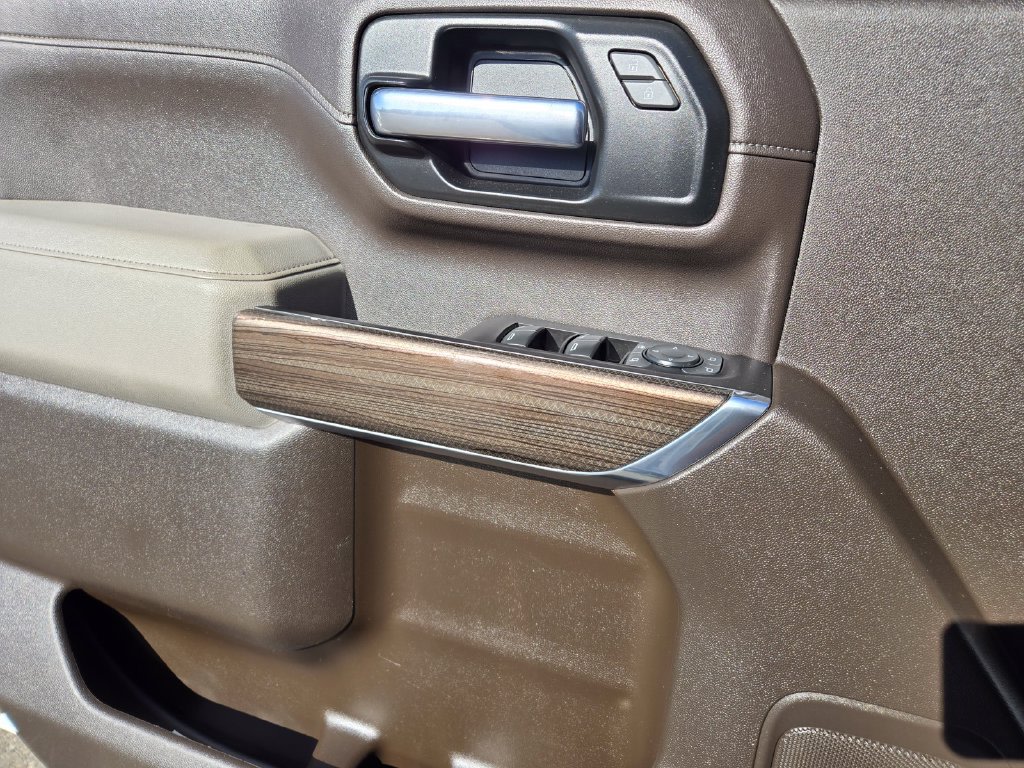 Thumbnail: 2020 Chevrolet Silverado 3500 - 19