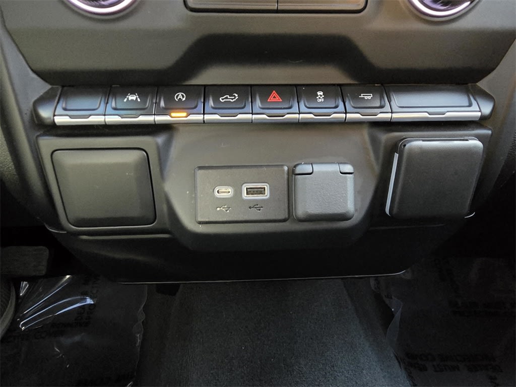 Thumbnail: 2022 Chevrolet Silverado 1500 - 18