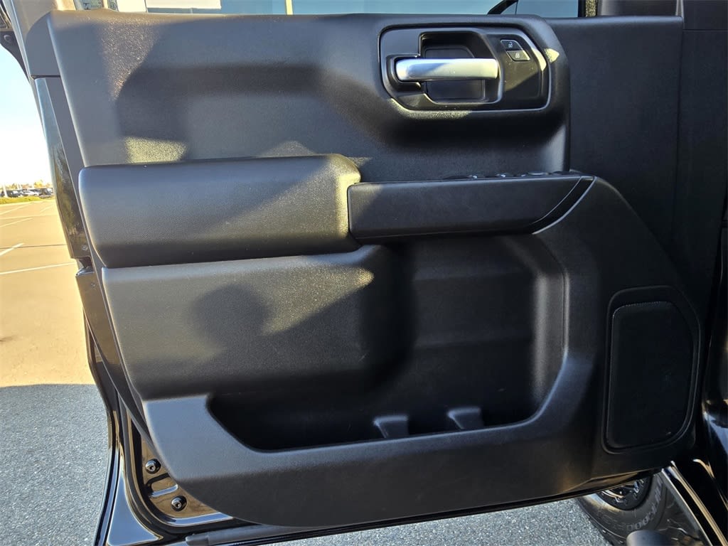 Thumbnail: 2022 Chevrolet Silverado 1500 - 17