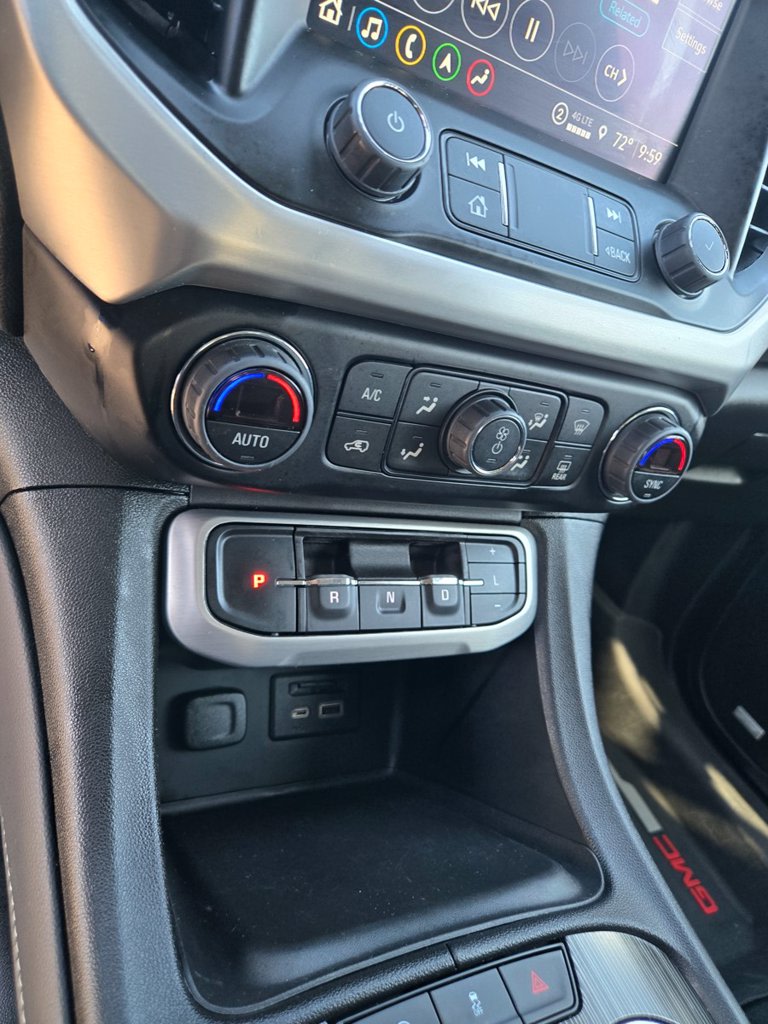Thumbnail: 2023 GMC Acadia - 17