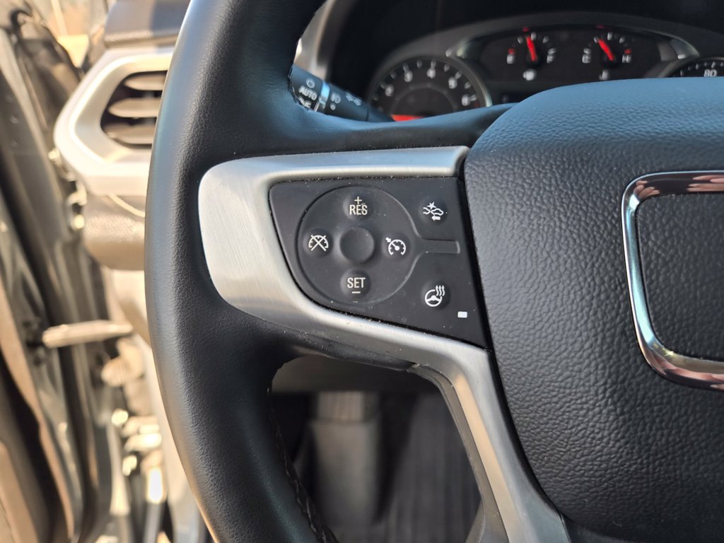 Thumbnail: 2023 GMC Acadia - 22