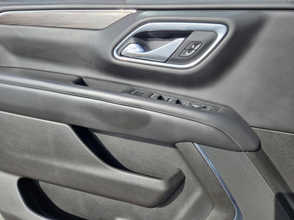 Thumbnail: 2021 Chevrolet Tahoe - 20