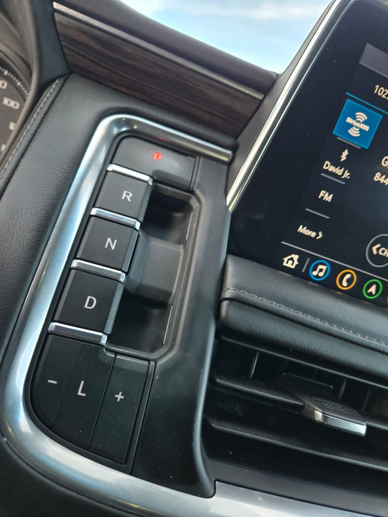 Thumbnail: 2021 Chevrolet Tahoe - 17