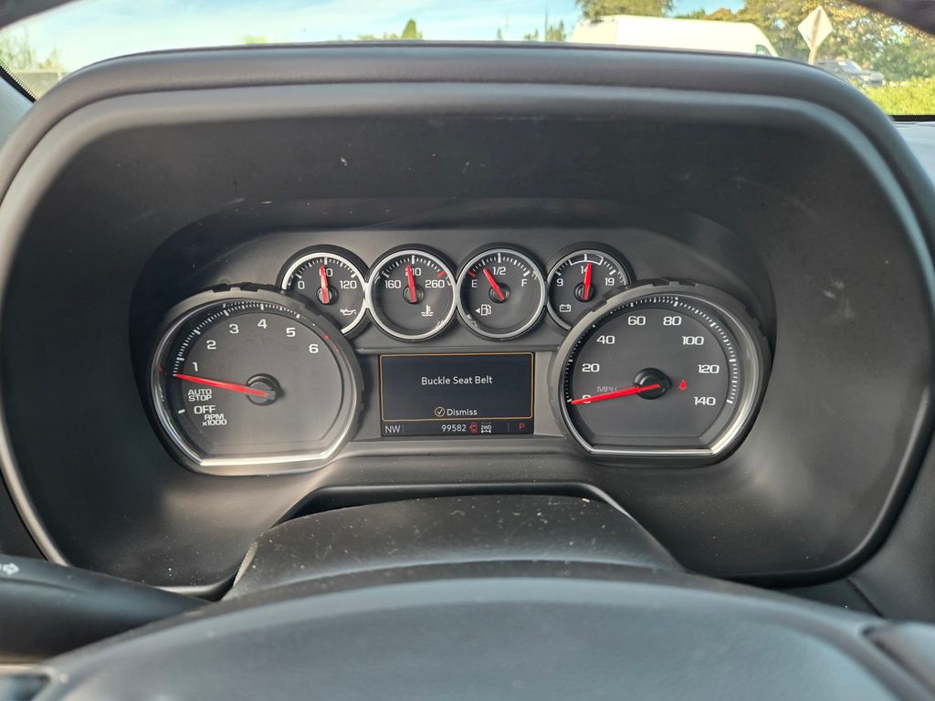 Thumbnail: 2021 Chevrolet Tahoe - 12
