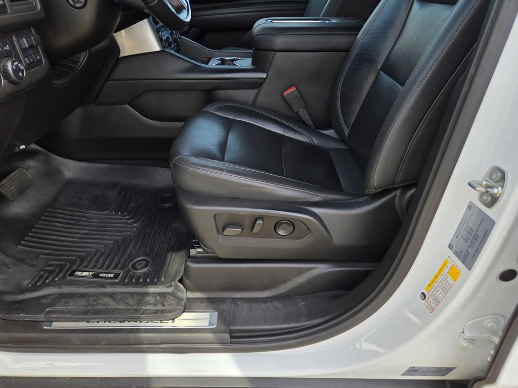 Thumbnail: 2021 Chevrolet Tahoe - 19