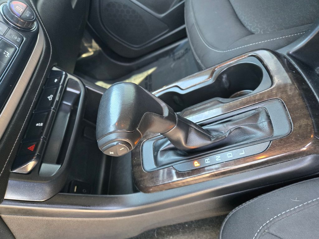 Thumbnail: 2018 GMC Canyon - 12