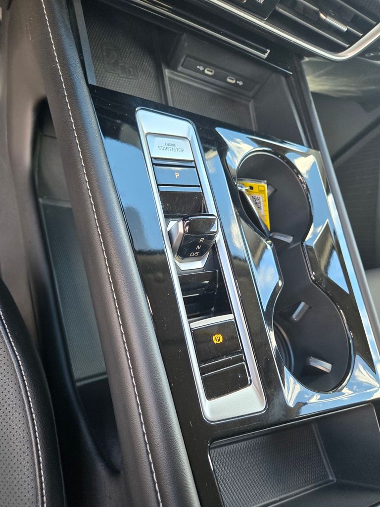 Thumbnail: 2024 Volkswagen Atlas - 13