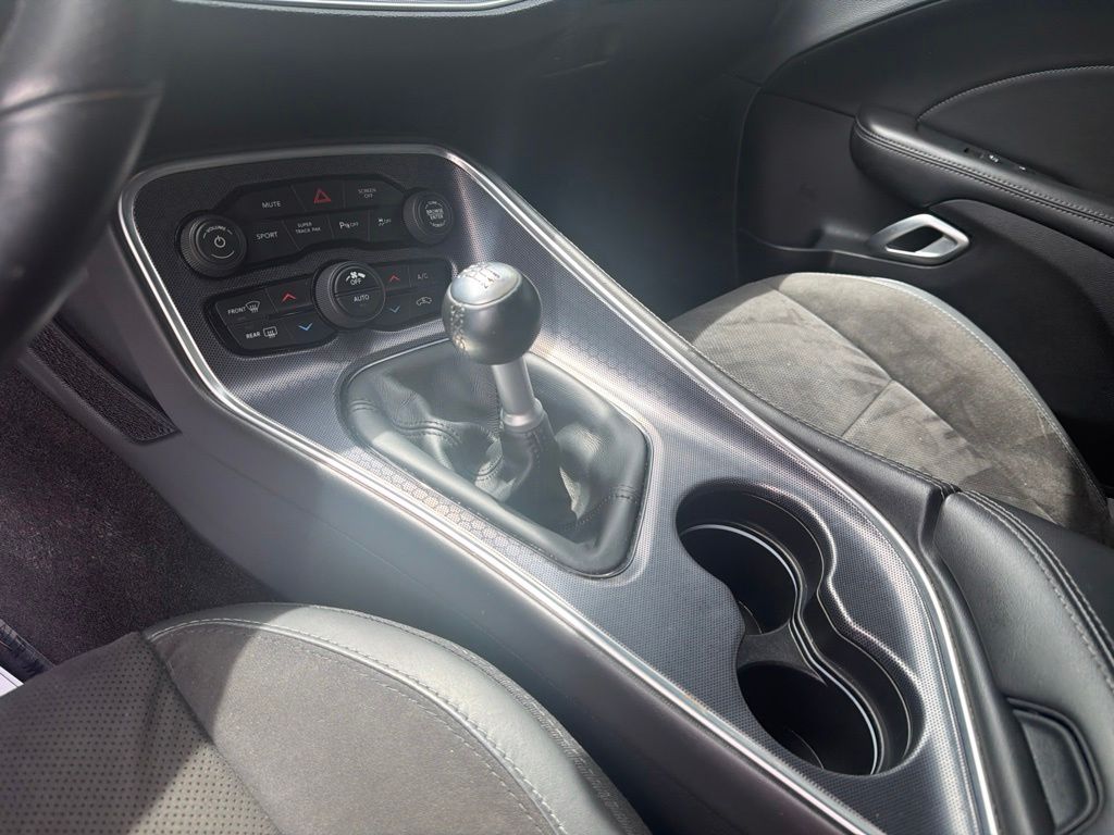 Thumbnail: 2018 Dodge Challenger - 16
