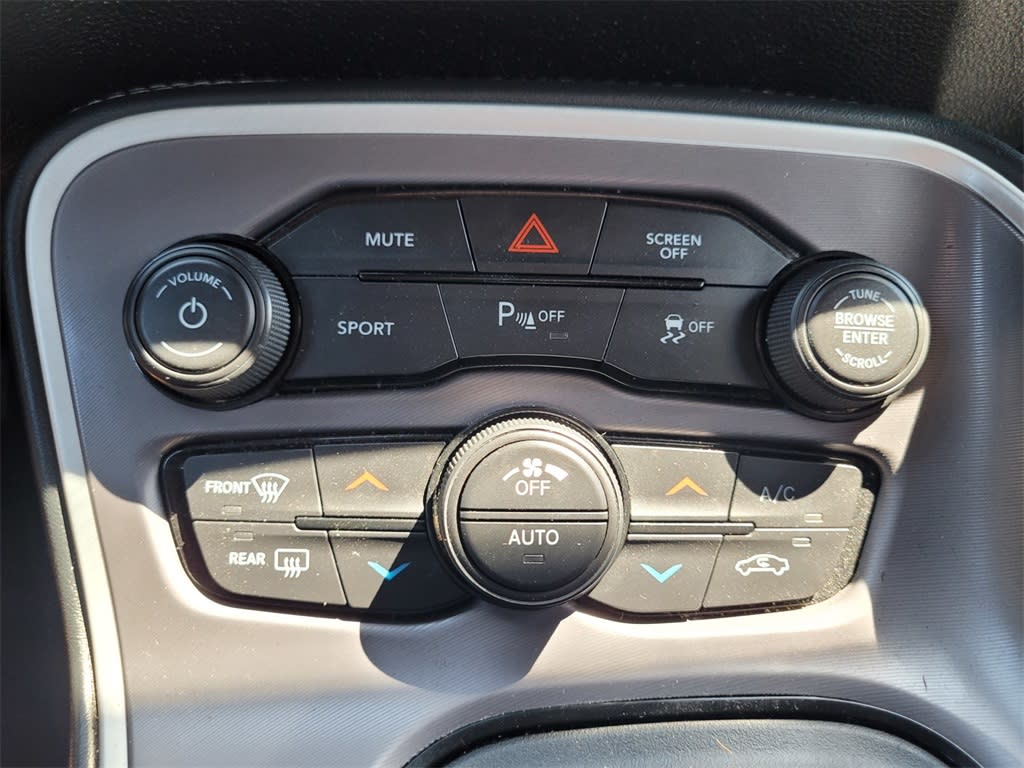 Thumbnail: 2022 Dodge Challenger - 17