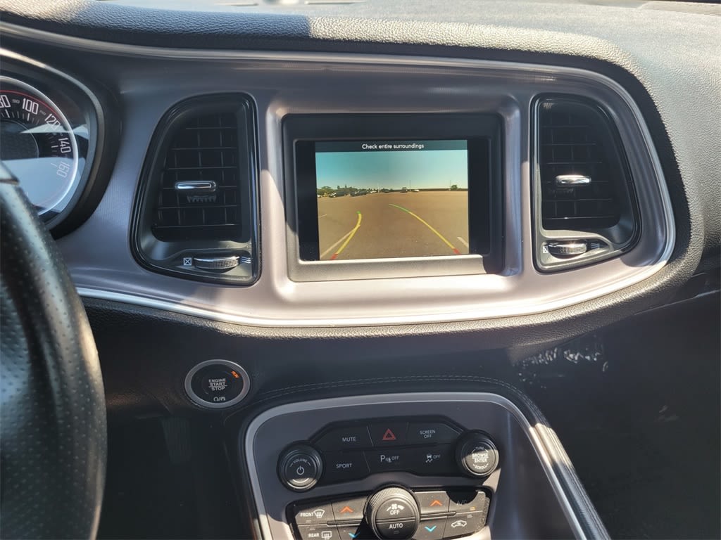 Thumbnail: 2022 Dodge Challenger - 9