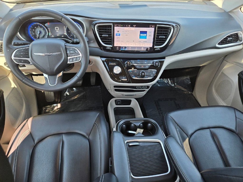 Thumbnail: 2023 Chrysler Pacifica - 2