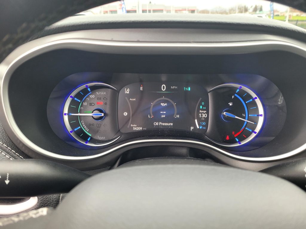 Thumbnail: 2023 Chrysler Pacifica - 11
