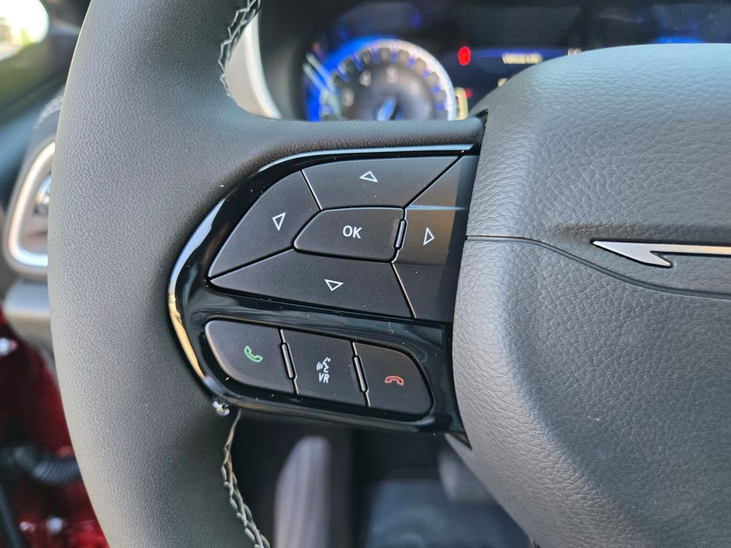 Thumbnail: 2027 Chrysler Pacifica - 22