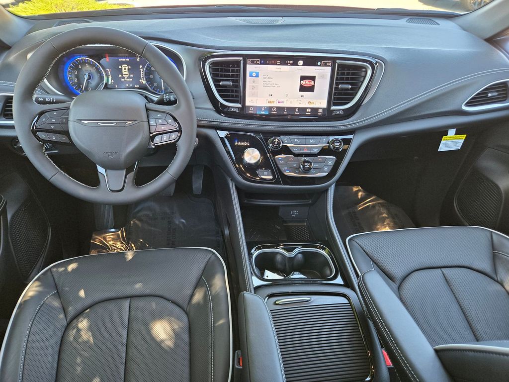 Thumbnail: 2027 Chrysler Pacifica - 2