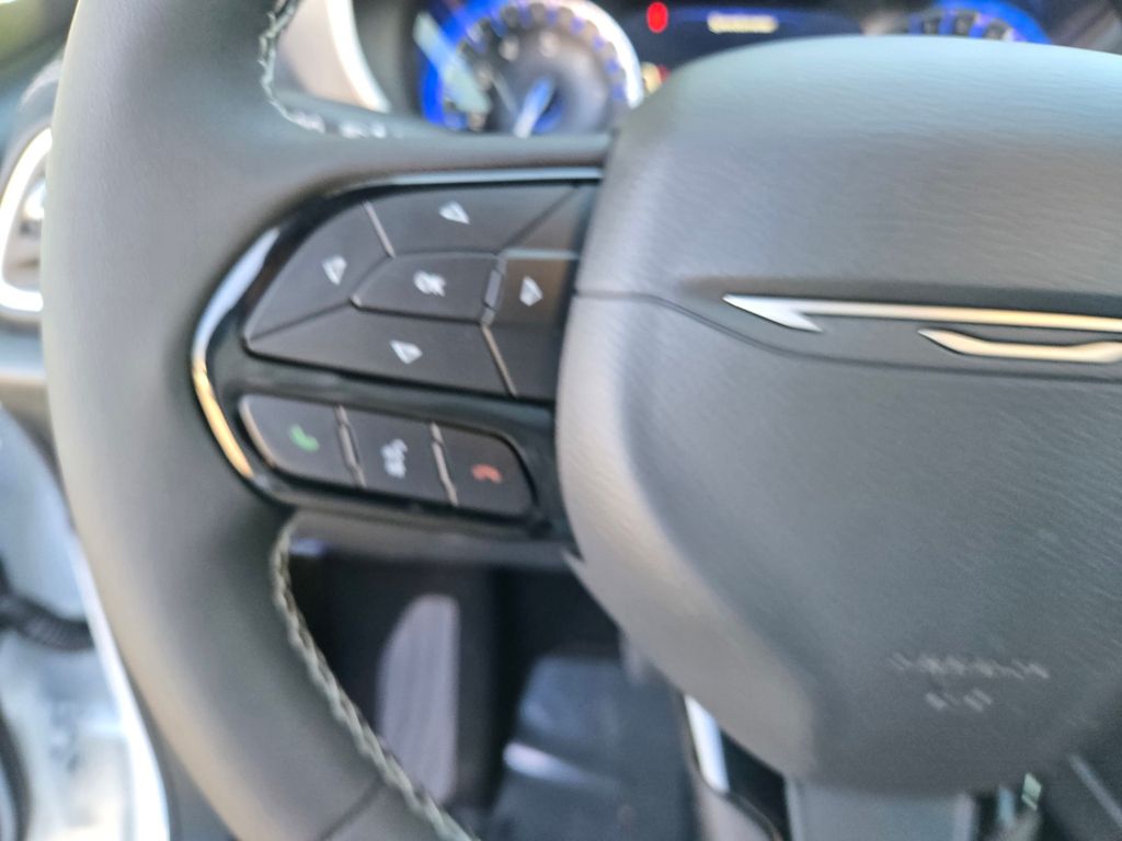 Thumbnail: 2027 Chrysler Pacifica - 21
