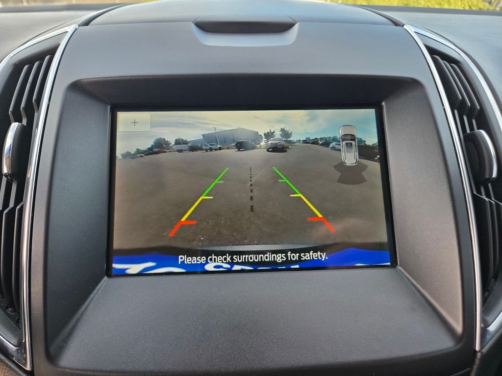 Thumbnail: 2019 Ford Edge - 12